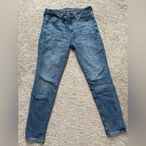 American Eagle Outfitters Medium Wash Skinny Jeans
